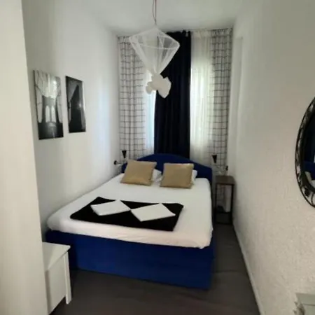Duga House Apartman *