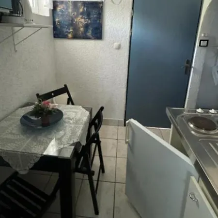 Duga House Apartman *