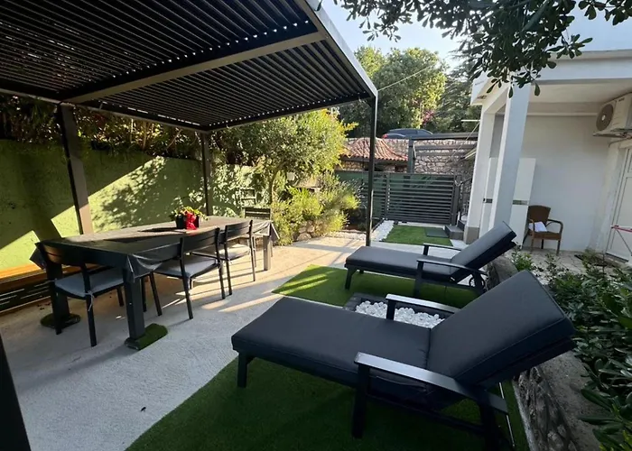 Duga House Appartement *