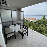 Duga House * تْسْغيكفانِتْسا