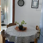 Duga House * تْسْغيكفانِتْسا