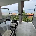 Duga House شقة