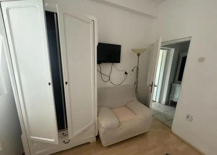 Lägenhet Duga House *