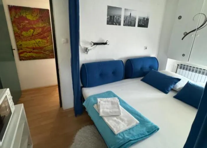 Lägenhet Duga House *